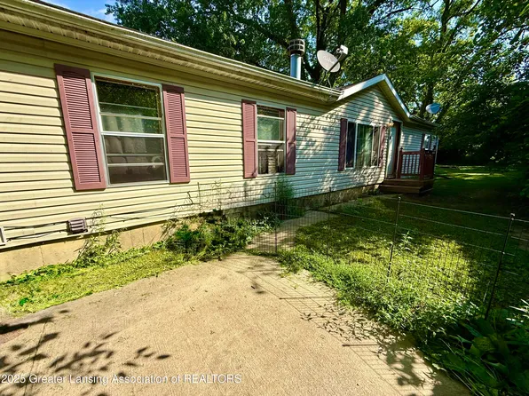 3503 Bergman Ave, Lansing, MI 48910