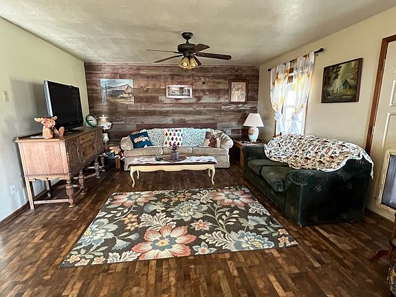 2nd image of 2374 Lappin Ln