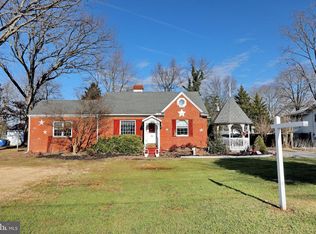 304 Forest Ln, La Plata, MD 20646