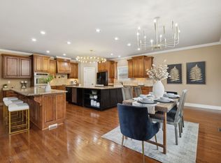 1314 Sorrell Dr E, Murfreesboro, TN 37128