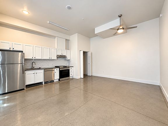 5th image of 64 Park St #104