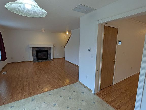 5th image of 15310 105th Ave SE
