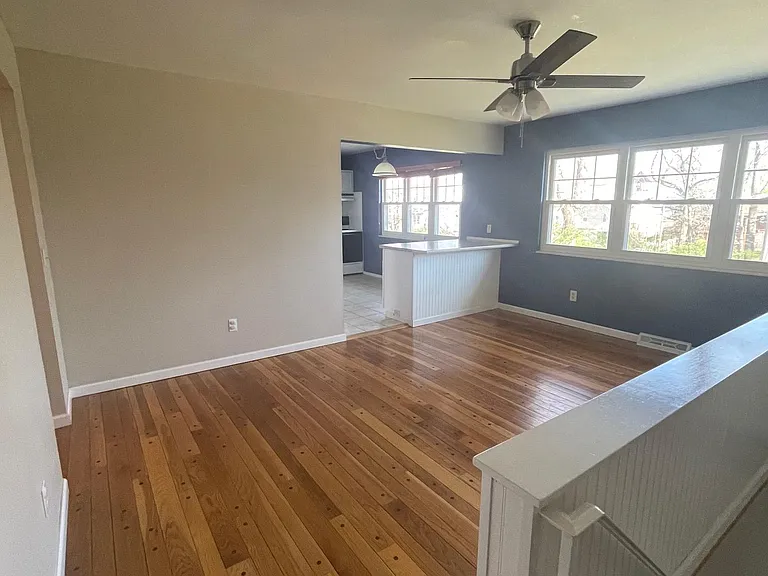 11289 Briarstone Dr — Photo 9