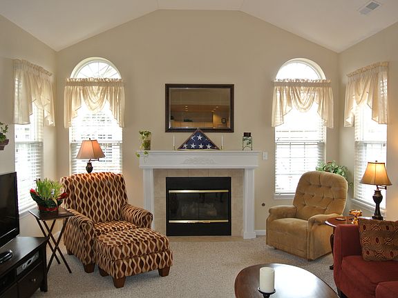 3rd image of 167 Reddington Village Ln