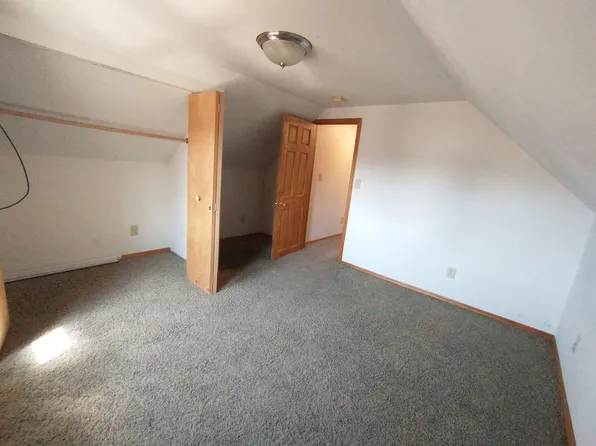 8th St Virginia, 310 8th St S Unit 3, Virginia, MN 55792