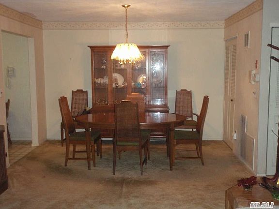 3rd image of 126 Clubhouse Dr