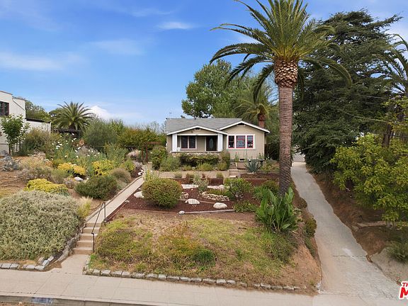 2nd image of 1842 Phillips Way