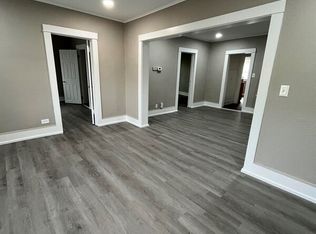 1141 S 30th Ave APT 12, Omaha, NE 68105