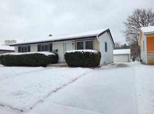 6628 N 51st St, Milwaukee, WI 53223
