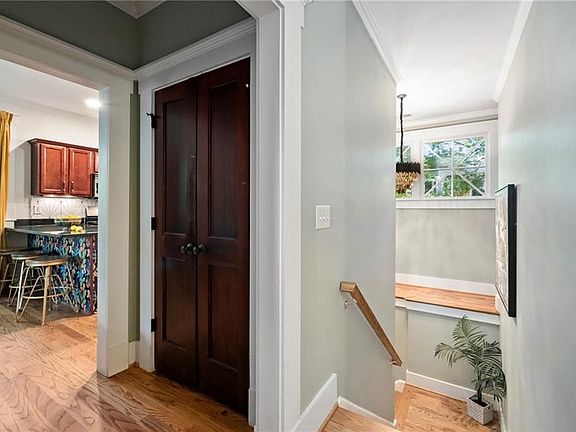 3rd image of 1065 Washita Ave NE #B