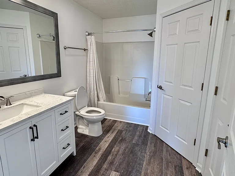 16 Fountain Dr #16 — Photo 10