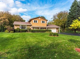10016 Bull Valley Rd, Bull Valley, IL 60098