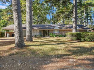 8820 Ruth Ave, Shreveport, LA 71108