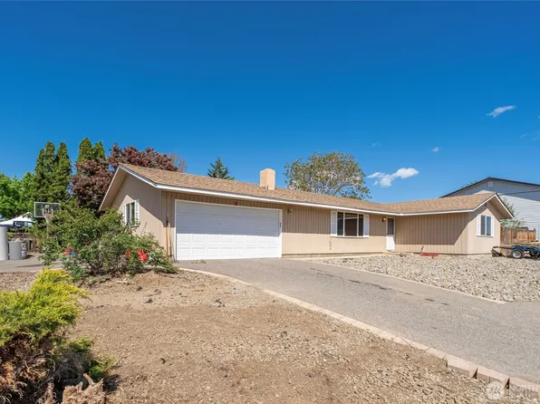 1121 Jean St SE, East Wenatchee, WA 98802