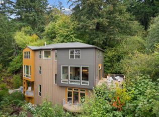 4632 SW 18th Pl, Portland, OR 97239