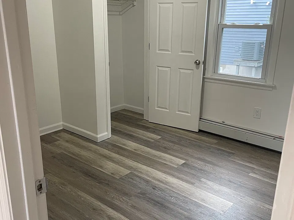 Bedroom #1