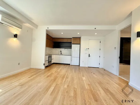 1326 Ocean Avenue image 4 of 23