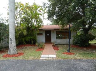 27490 SW 167th Ave, Homestead, FL 33031