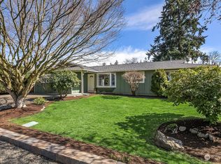 19032 86th Ave NE, Bothell, WA 98011