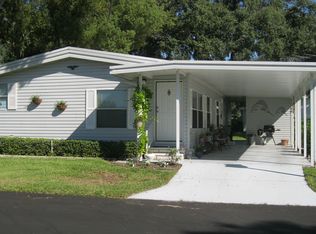 197 Jacaranda Dr, Leesburg, FL 34748
