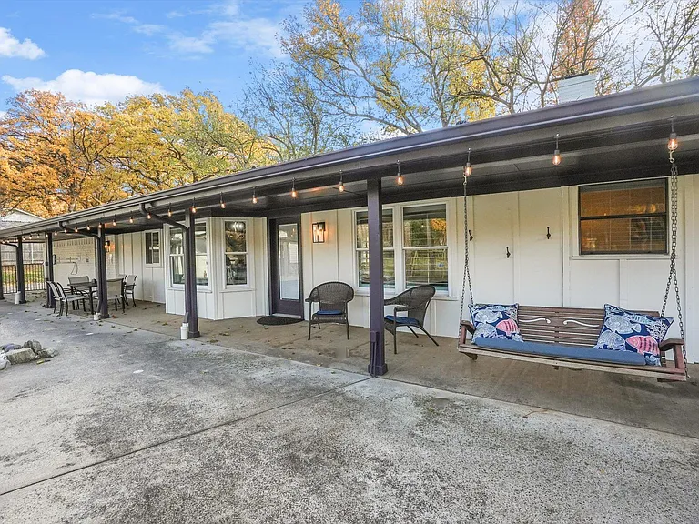 1201 Melissa Dr — Photo 37