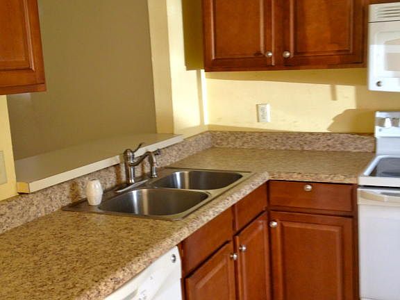 3rd image of 8300 Plaza Gate Ln APT 1144