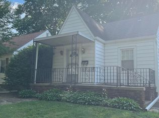 2413 S 8th St, Springfield, IL 62703