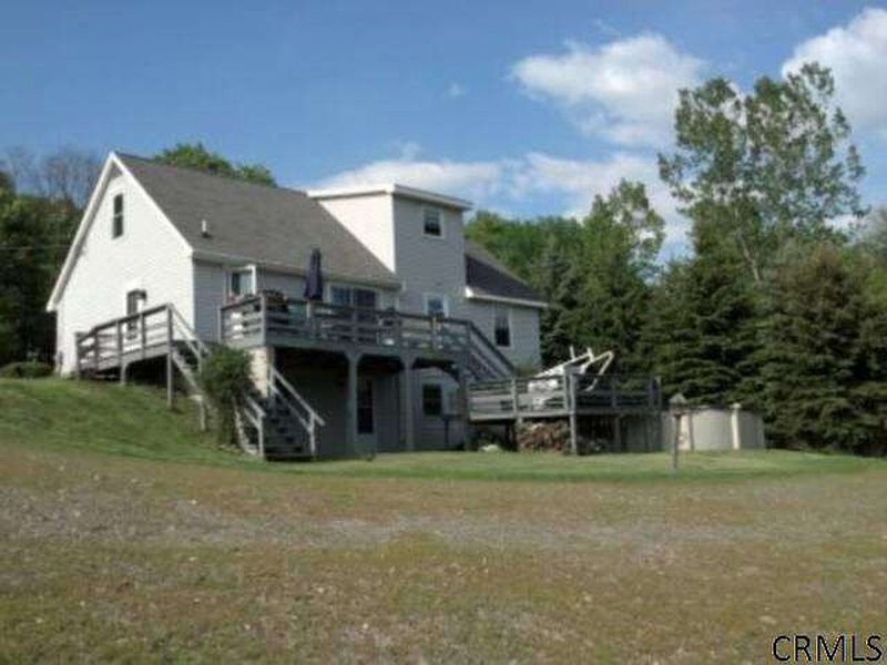 3rd image of 39 BALL ST