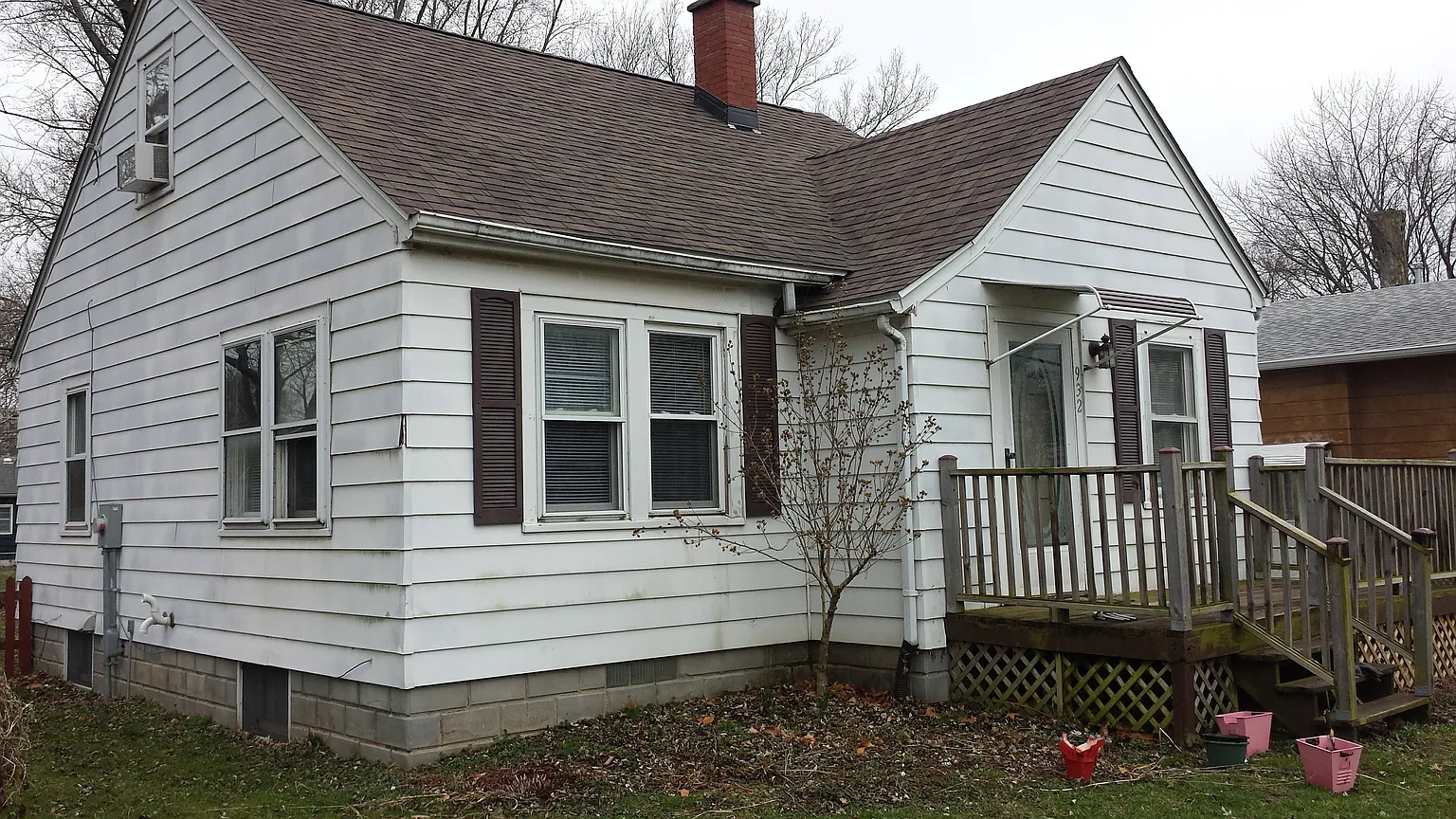 932 33rd Ave photo 1