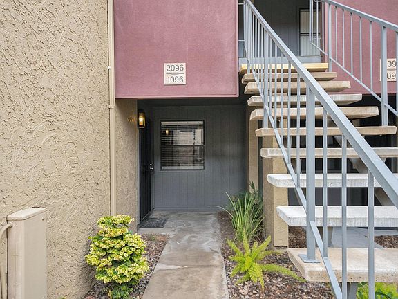 3rd image of 1730 W Emelita Ave APT 1096