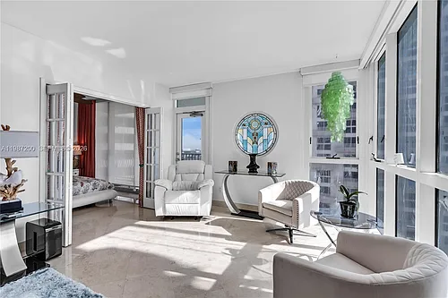 1500 Ocean Dr #907 Photo 1