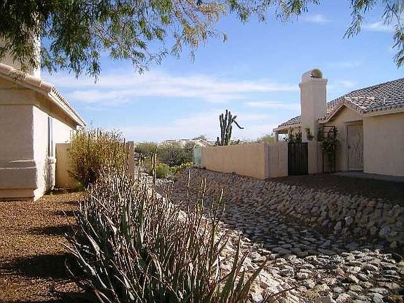 3rd image of 10954 N Double Eagle Ct