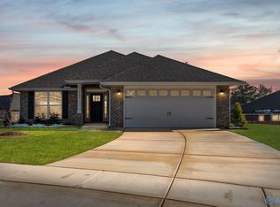 15322 Springbrook Trce, Athens, AL 35611