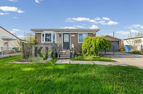 13319 Couwlier Ave Photo 1
