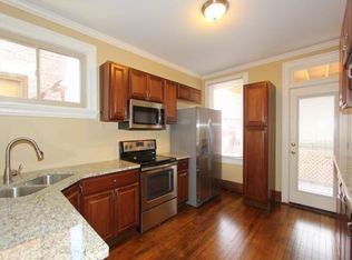318 E 4th St #1, Newport, KY 41071