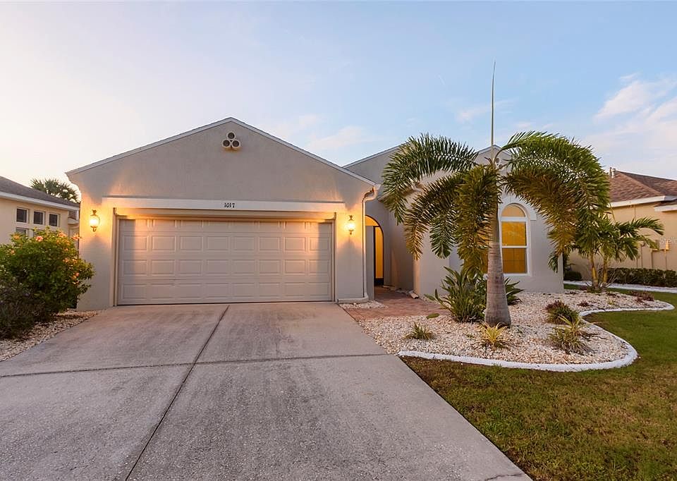 1st image of 1017 Regal Manor Way