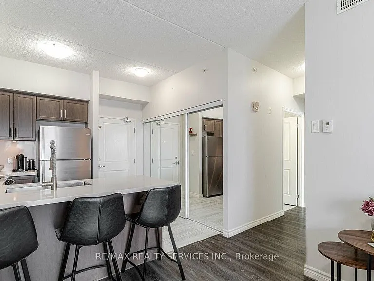 630 Sauve St #510 — Photo 6