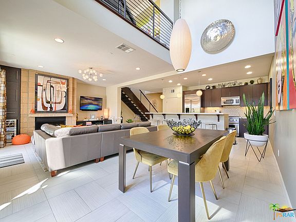 2nd image of 886 Oceo Cir S