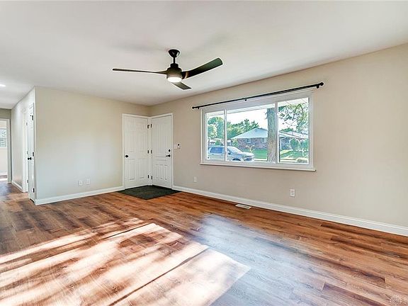 5th image of 847 Graceland Dr