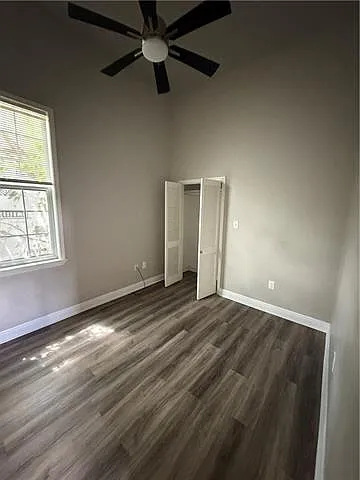 3218 Jackson Ave — Photo 9