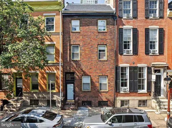 737 Spruce St APT 1F, Philadelphia, PA 19106