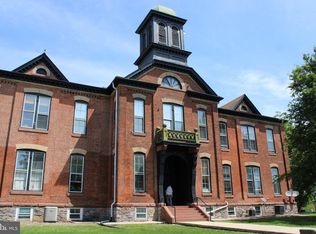 745 Manor St APT 14, Columbia, PA 17512
