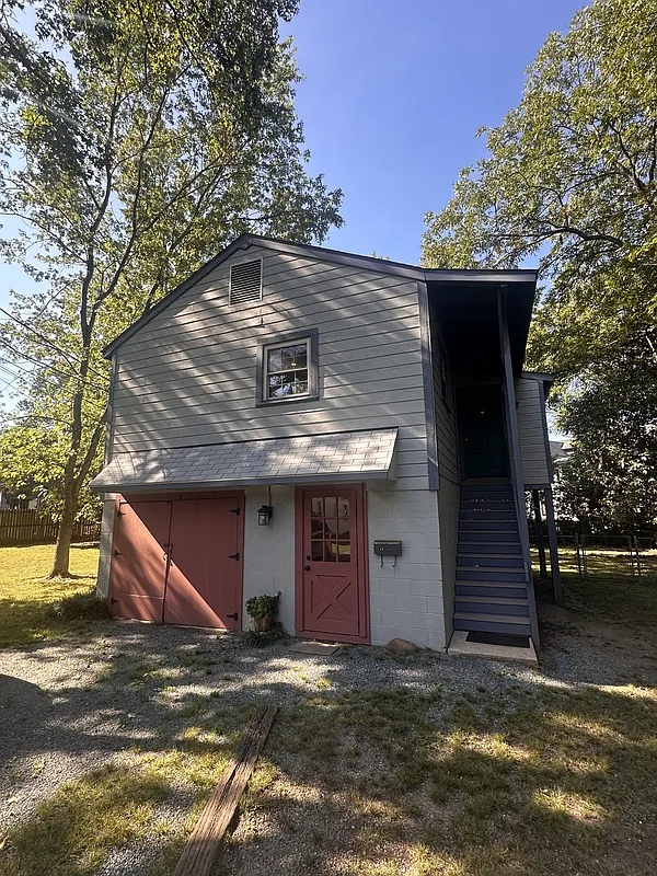 Studio, 1.0 bath, 566 sqft, $1,500 — Photo 1
