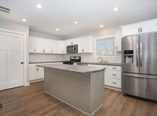 921 Tamarack Ave NW, Grand Rapids, MI 49504