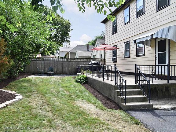 3rd image of 30-32 Vivian Ave