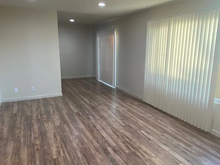 43587 Ellsworth St #6 — Photo 4