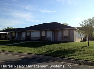 1301 Chapelwood Dr, Waco, TX 76712