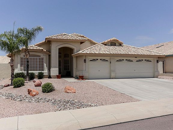 3rd image of 10752 W Runion Dr