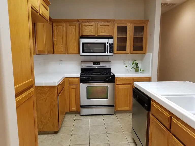 6083 E Dayton Ave — Photo 6