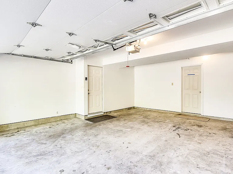 102 W Deer Park Rd — Photo 18